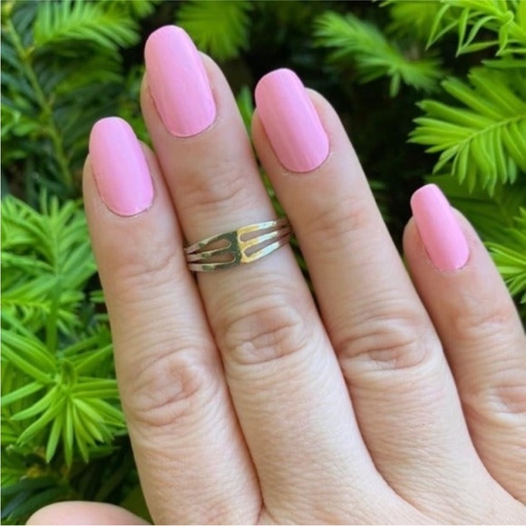 Color Street Other - *Retired* Color Street: What’s the 411? | 90s Pastel Pink Bubblegum Barbie